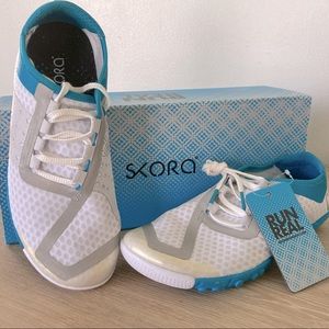 Skora Women’s size 6.5